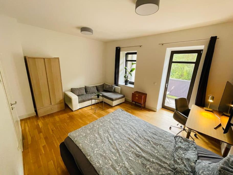 Charmante Wohnung Im Gruenen Leipzig Exterior foto